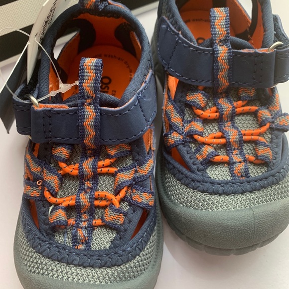 Oshkosh kids navy 5T Navy and orange color Velcro - Picture 10 of 13